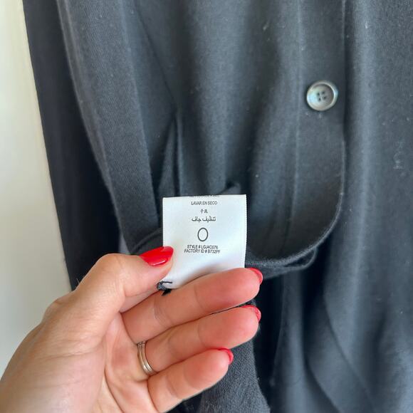 BCBGMAXAZRIA Merino Wool Round Hem Button Front V-Neck Cardigan Sweater Black S - Picture 7 of 8